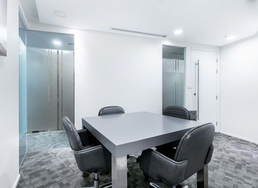 100 m² Business park in Bangkok, New Petchaburi Road 1788 (10310) - 2 | MatchOffice.com