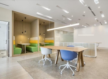 100 m² Shared office  in Bangkok, New Petchaburi Road 1788 (10310) - 3 | MatchOffice