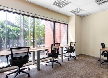 10 m² Business center in Bangkok, Regus Icon Park Business Centre (50200) - 3 | MatchOffice