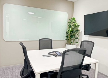 10 m² Shared workspace  in Sriracha, No. 8 (20110) - 8 | MatchOffice.com