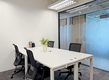 10 m² Co-working  in Bangkok, No. 111 (10400) - 3 | MatchOffice.com