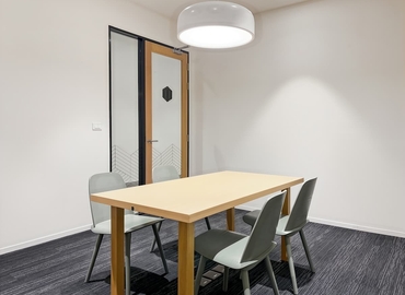 10 m² Coworking space  in Bangkok, No. 111 (10400) - 9 | MatchOffice