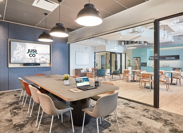 Office Thanon Phloen Chit 548 10330 Pathum Wan