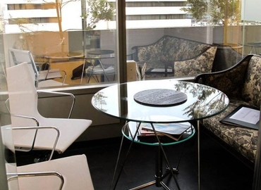 25 m² Serviced office in Bangkok, Level 17 Alma Link Bldg. (10330) - 1 | MatchOffice.com