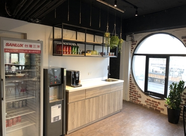 14 m² Business space in Taipei, (Near Taipei Main Station) 2F. (100-41) - 8 | MatchOffice.com