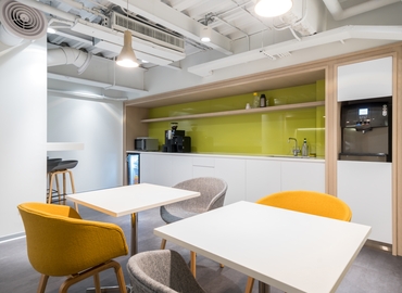 100 m² Business center building up for rent in Taichung City, 3/F & 4/F (403-50) - 13 | MatchOffice.com