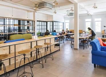 70 m² Business center in Ho Chi Minh, 94 Xuân Thủy (713385) - 2 | MatchOffice