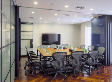 1000 m² Business office up for rent in Ho Chi Minh, 65 Le Loi, 700000  - 4 | MatchOffice