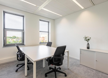 680 m² Serviced office in Ho Chi Minh, Đường Quốc lộ 1A (700000) - 7 | MatchOffice