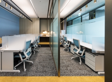 300 m² Business space building up for rent in Ho Chi Minh, Vietcombank Tower (700000) - 1 | MatchOffice