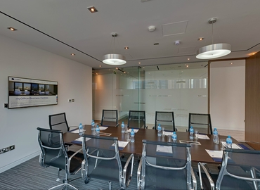 32 m² Business center property available to rent in Dubai, Building 11 (%[postal_code]) - 1 | MatchOffice.com