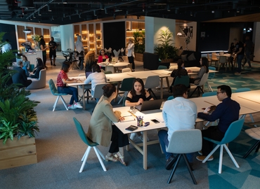 1350 m² Coworking  in Dubai, Bay Square (%[postal_code]) - 8 | MatchOffice