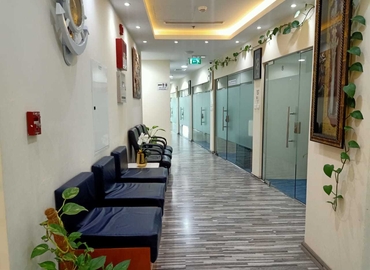 22 m² Business park property for rent in Dubai, 2107 IRIS BAY TOWER (%[postal_code]) - 14 | MatchOffice