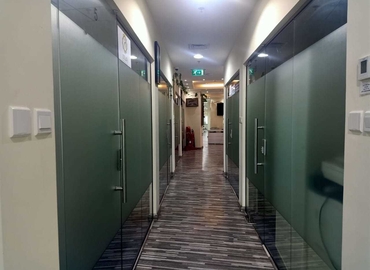 22 m² Business space property available to rent in Dubai, 2107 IRIS BAY TOWER (%[postal_code]) - 26 | MatchOffice