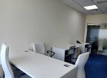 22 m² Business space building for rent in Dubai, 2107 Iris Bay Tower (%[postal_code]) - 1 | MatchOffice.com