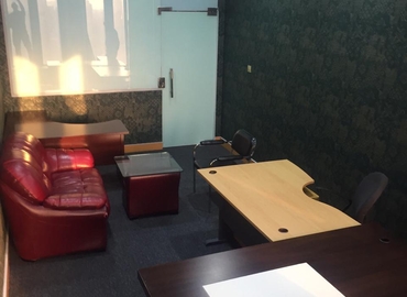 200 m² Shared workspace  in Dubai, Baniyas Rd (%[postal_code]) - 1 | MatchOffice