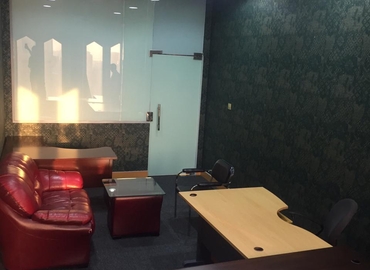 200 m² Coworking  in Dubai, Baniyas Rd (%[postal_code]) - 2 | MatchOffice.com