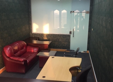 200 m² Shared office  in Dubai, Baniyas Rd (%[postal_code]) - 3 | MatchOffice