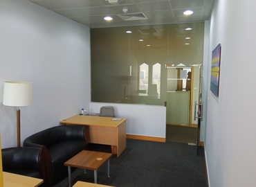 100 m² Business space property up for rent in Dubai, 22nd Floor Al AL Masraf Tower (%[postal_code]) - 6 | MatchOffice.com