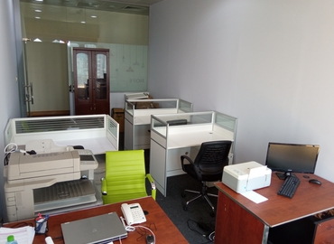 100 m² Business space building up for rent in Dubai, 22nd Floor Al AL Masraf Tower (%[postal_code]) - 9 | MatchOffice.com