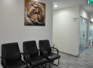 22 m² Business space building up for rent in Dubai, 2107 Iris Bay Tower (%[postal_code]) - 17 | MatchOffice.com