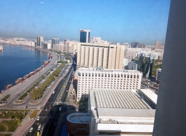 50 m² Business park place available to rent in Dubai, 22nd floor Al Masraf Tower Baniyas Road (%[postal_code]) - 13 | MatchOffice.com