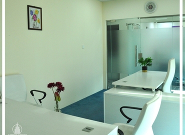 20 m² Flexible office up for rent in Dubai, 2107 Iris Bay Tower, %[postal_code]  - 2 | MatchOffice.com