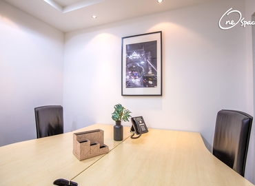 100 m² Business park place up for rent in Dubai, Bldg. 3 Green Community (%[postal_code]) - 2 | MatchOffice