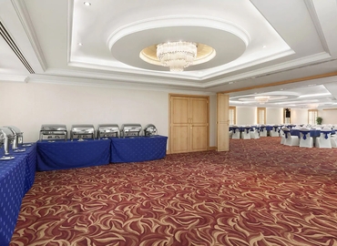 142 m² Conference center in Dubai, Khalid Bin Al Waleed Road (%[postal_code]) - 2 | MatchOffice
