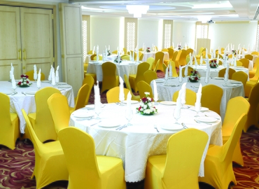 142 m² Meeting room in Dubai, Khalid Bin Al Waleed Road (%[postal_code]) - 3 | MatchOffice