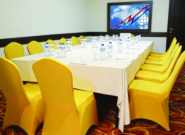 142 m² Conference center in Dubai, Khalid Bin Al Waleed Road (%[postal_code]) - 7 | MatchOffice.com