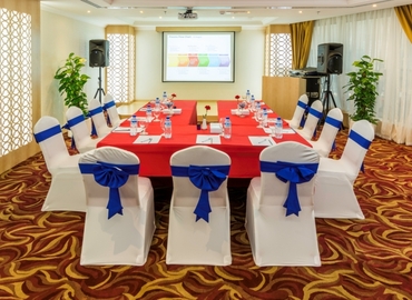 142 m² Conference hall in Dubai, Khalid Bin Al Waleed Road (%[postal_code]) - 8 | MatchOffice.com