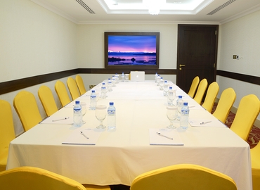 142 m² Conference hall in Dubai, Khalid Bin Al Waleed Road (%[postal_code]) - 9 | MatchOffice.com