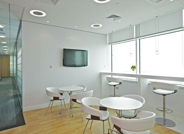 60 m² Business space in Abu Dhabi, Al Nathr St (%[postal_code]) - 2 | MatchOffice.com