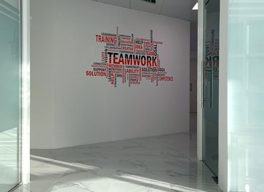 11 m² Business park in Abu Dhabi, Fatima Bint Mubarak Street (%[postal_code]) - 2 | MatchOffice.com