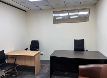235 m² Serviced office in Dubai, Al Maktoum Road (%[postal_code]) - 3 | MatchOffice