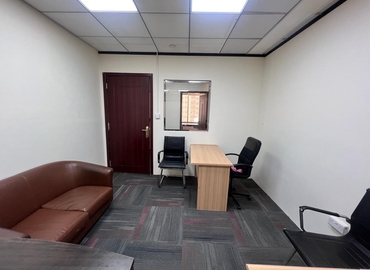 235 m² Business space in Dubai, Al Maktoum Road (%[postal_code]) - 10 | MatchOffice.com