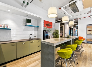 230 m² Business park in Dubai, Expedia Business Centres LLC - Iris Bay (%[postal_code]) - 1 | MatchOffice.com