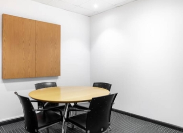 100 m² Business park in Abu Dhabi, Al Falah Street (%[postal_code]) - 3 | MatchOffice