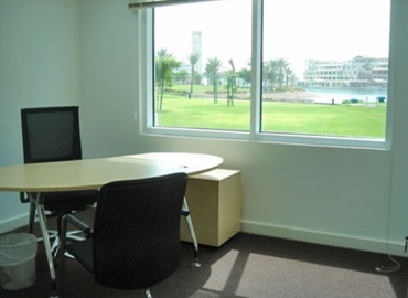 100 m² Conference center in Dubai, Ground Floor (%[postal_code]) - 2 | MatchOffice.com
