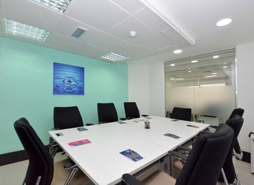 100 m² Business space in Abu Dhabi, 3rd Street 405 (%[postal_code]) - 1 | MatchOffice.com