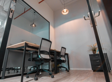 1000 m² Serviced office in Dubai, 2nd floor (%[postal_code]) - 0 | MatchOffice