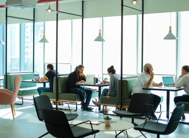 1000 m² Business space in Dubai, 2nd floor (%[postal_code]) - 3 | MatchOffice.com