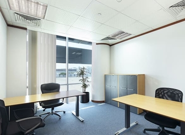 24 m² Business space in Abu Dhabi, PO Box: 107729 (%[postal_code]) - 1 | MatchOffice