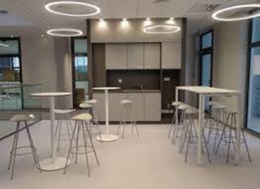 700 m² Co-working  in Ajman, شارع الشيخ عبد الله بن راشد (%[postal_code]) - 9 | MatchOffice