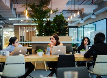 1000 m² Meeting room in Dubai, 2nd floor (%[postal_code]) - 10 | MatchOffice.com