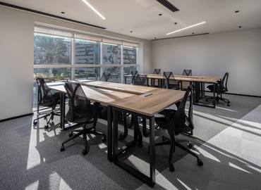 60 m² Business center in Dubai, 67 Sheikh Zayed Road (%[postal_code]) - 2 | MatchOffice.com