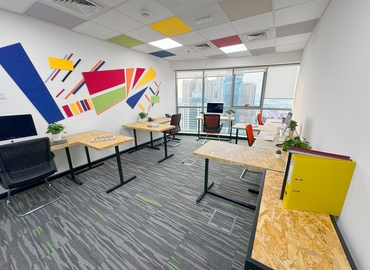 215 m² Business park in Dubai, Barsha Heights C008-014 (%[postal_code]) - 2 | MatchOffice