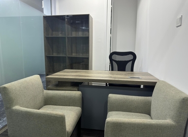 Office 777V+Q8G  Dubai