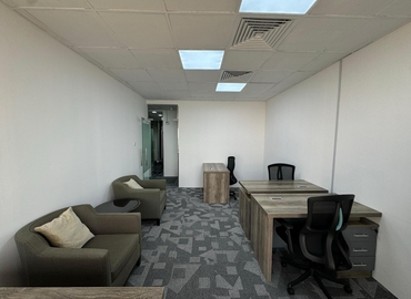 Office 777V+Q8G  Dubai